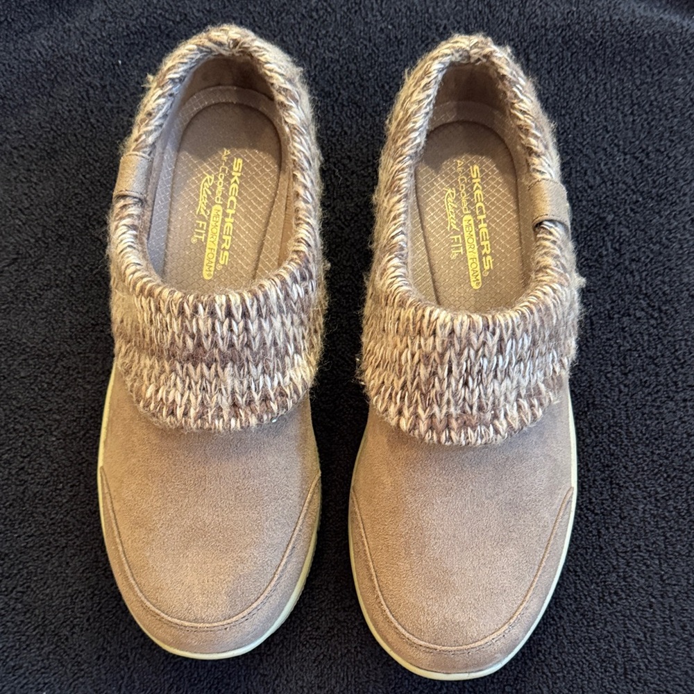 Skechers Women's Brown Knit-Trim Mules